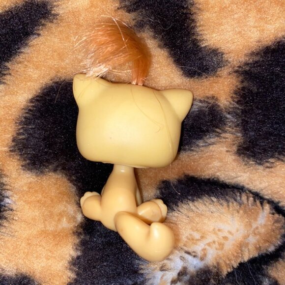 Littlest Pet Shop Cat 2004 - Picture 10 of 12